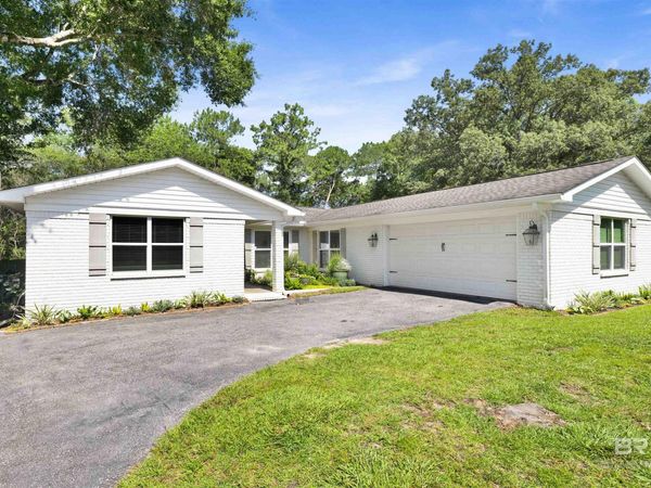 2816 W Gaslight Lane, Mobile, AL 36695