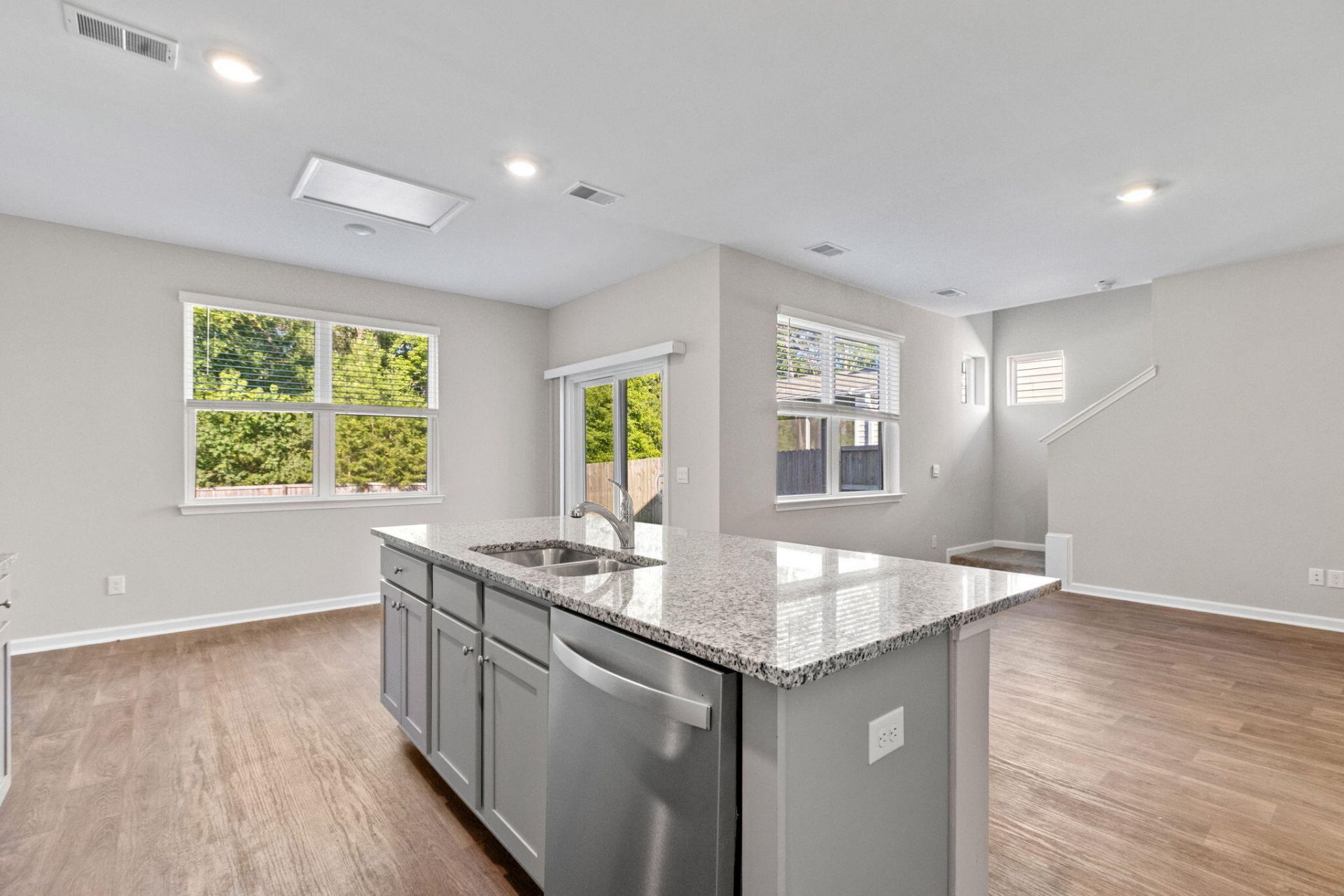 841 Kirby Court Photo 12