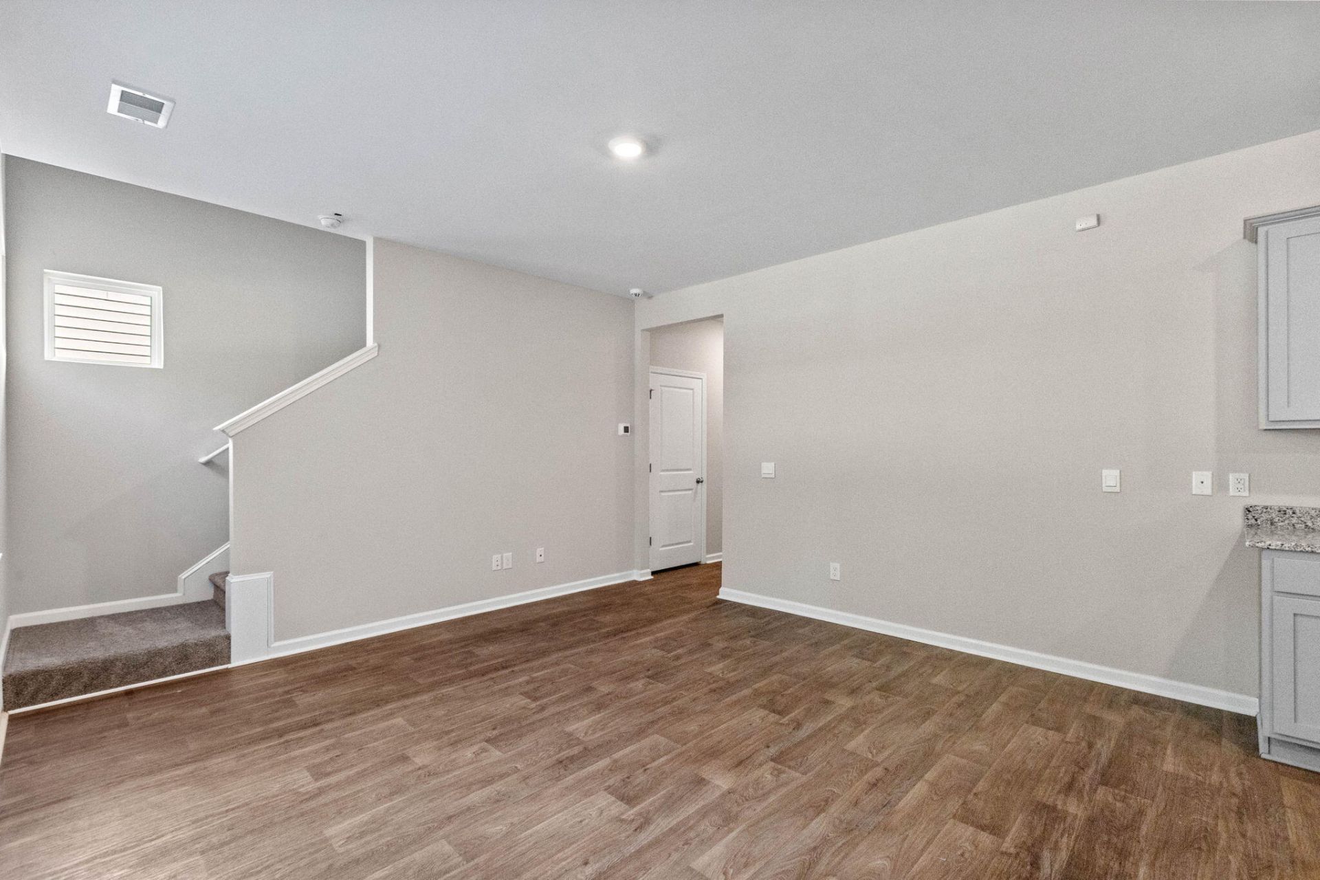 841 Kirby Court Photo 17