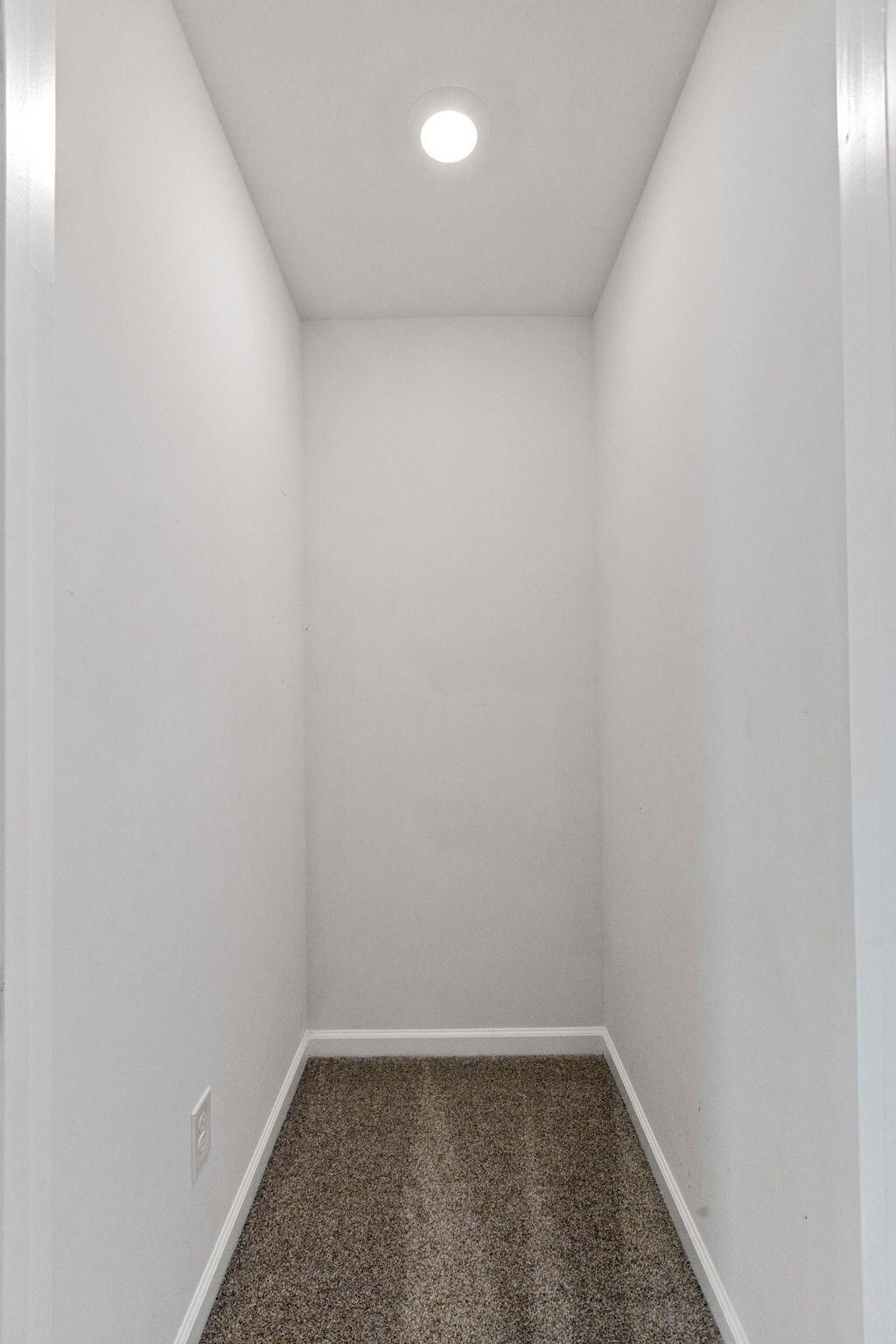 841 Kirby Court Photo 38