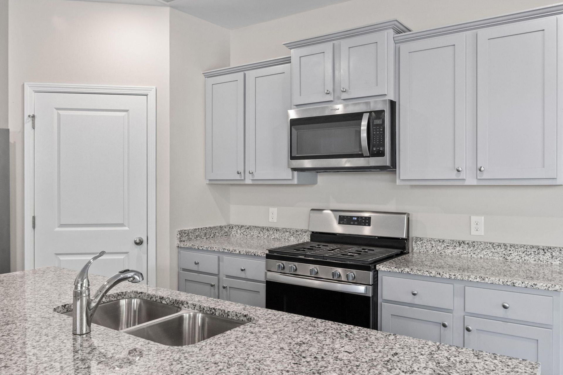 841 Kirby Court Photo 7