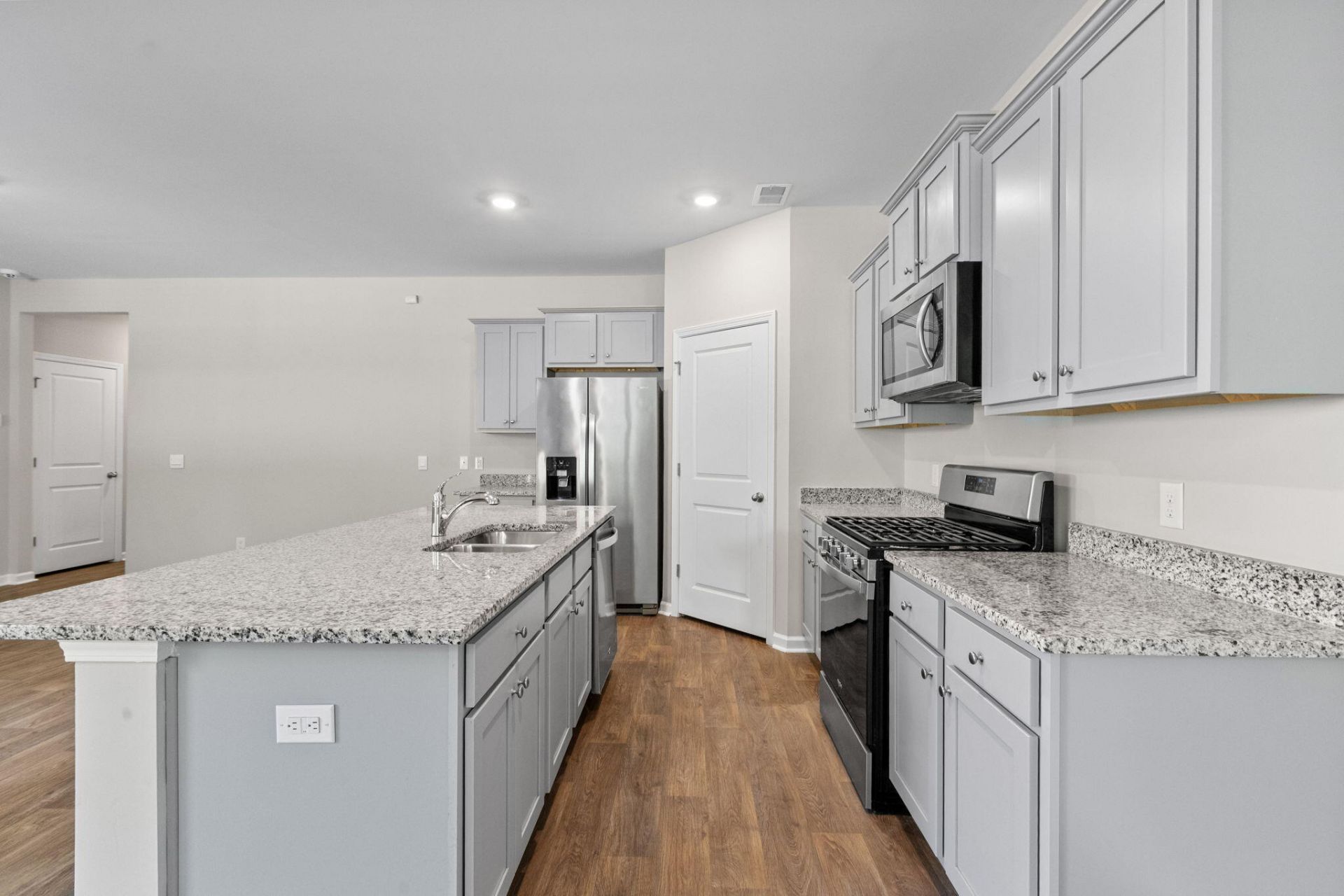841 Kirby Court Photo 8