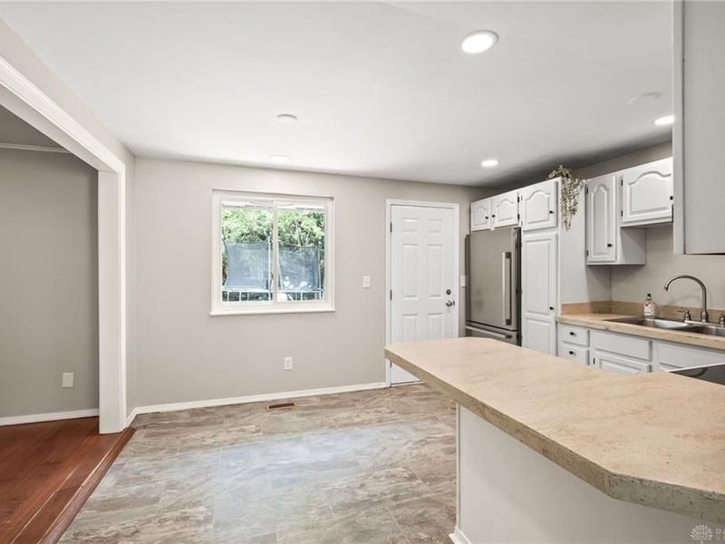 7425 Treon Place, Huber Heights, OH 45424 Photo 9