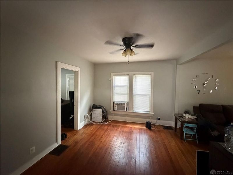 29 Laura Avenue, Dayton, OH 45405 Photo 4