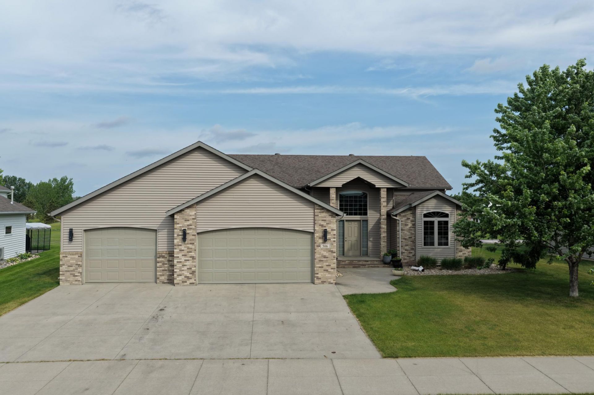 506 12th Street Ne, Dilworth, MN 56529 Main Photo