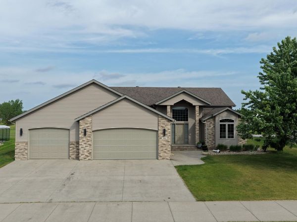 506 12th Street NE, Dilworth, MN 56529