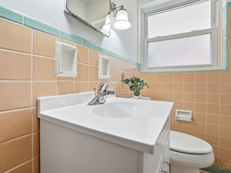 6229 Fairhurst Avenue, Cincinnati, OH 45213 Photo 28