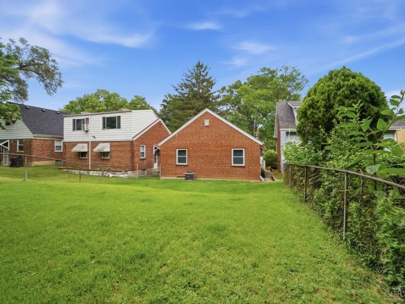 6229 Fairhurst Avenue, Cincinnati, OH 45213 Photo 38