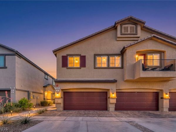 7870 Aurora Sky Street, Unit 3, North Las Vegas, NV 89084