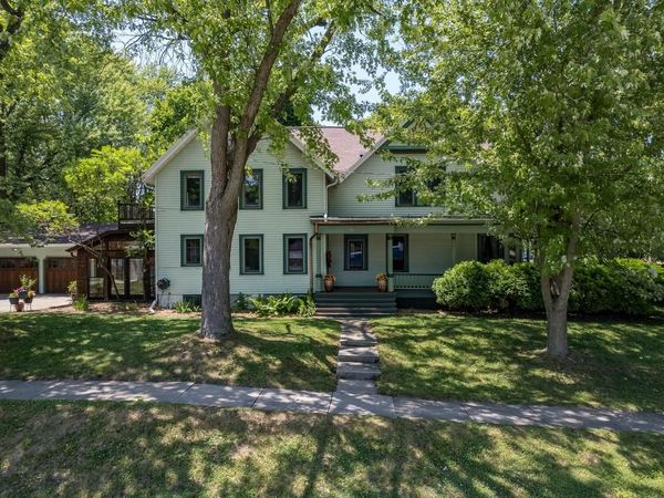 1001 S LAWE STREET, Appleton, WI 54915