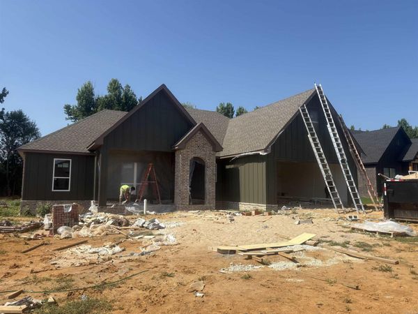 31 Libra Lane, Ward, AR 72176
