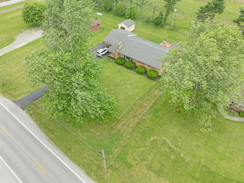 323 E Wapakoneta Street, Waynesfield, OH 45896 Photo 48