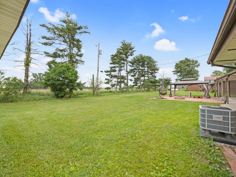 323 E Wapakoneta Street, Waynesfield, OH 45896 Photo 8