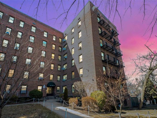 62-19 53rd Avenue, Unit 6J, Maspeth, NY 11378