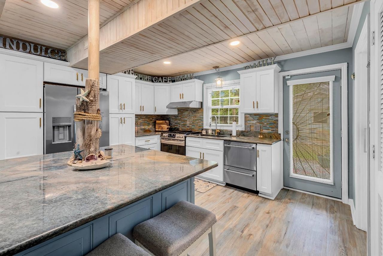 910 S Myrtle Dr. Photo 12