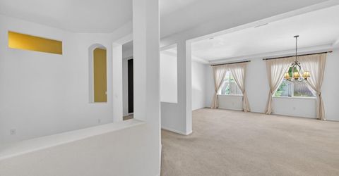 380 Lyman Cir, Sacramento, CA 95835 Photo