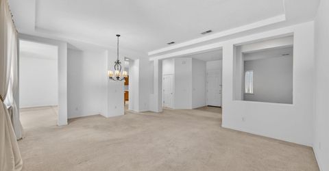 380 Lyman Cir, Sacramento, CA 95835 Photo