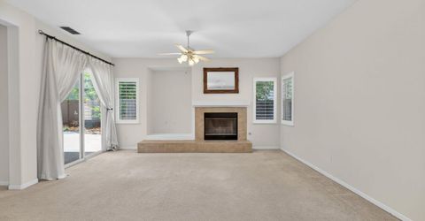 380 Lyman Cir, Sacramento, CA 95835 Photo