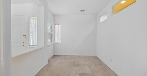380 Lyman Cir, Sacramento, CA 95835 Photo