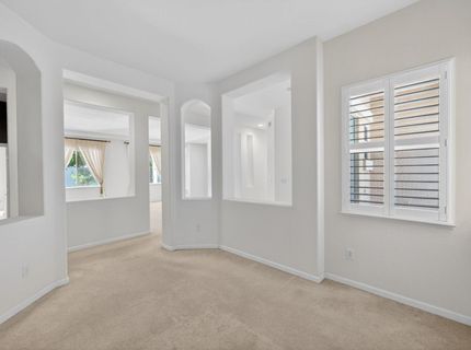 380 Lyman Cir, Sacramento, CA 95835 Photo