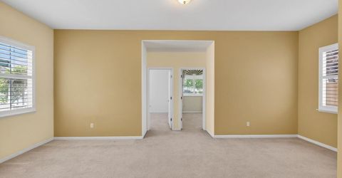 380 Lyman Cir, Sacramento, CA 95835 Photo