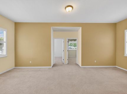 380 Lyman Cir, Sacramento, CA 95835 Photo