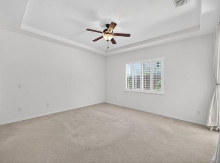 380 Lyman Cir, Sacramento, CA 95835 Photo