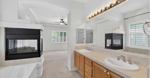 380 Lyman Cir, Sacramento, CA 95835 Photo