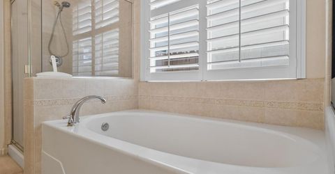 380 Lyman Cir, Sacramento, CA 95835 Photo