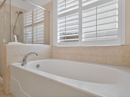 380 Lyman Cir, Sacramento, CA 95835 Photo