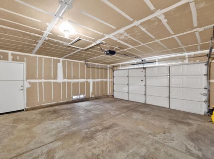 380 Lyman Cir, Sacramento, CA 95835 Photo