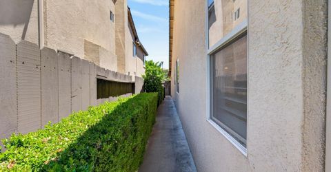 380 Lyman Cir, Sacramento, CA 95835 Photo
