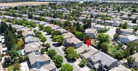 380 Lyman Cir, Sacramento, CA 95835 Photo