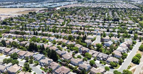 380 Lyman Cir, Sacramento, CA 95835 Photo