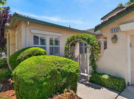 380 Lyman Cir, Sacramento, CA 95835 Photo