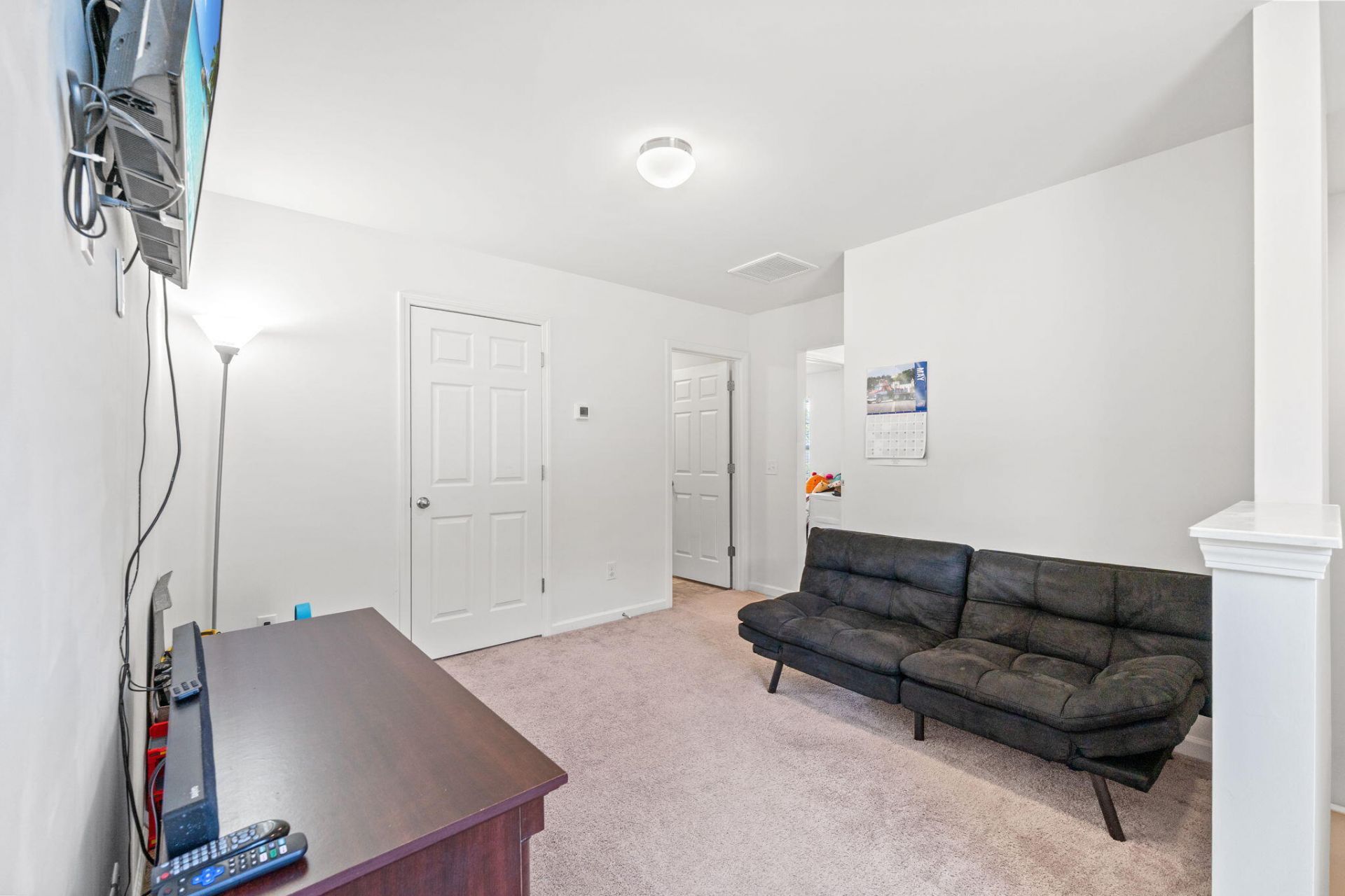 440 Thoroughbred Drive Photo 16