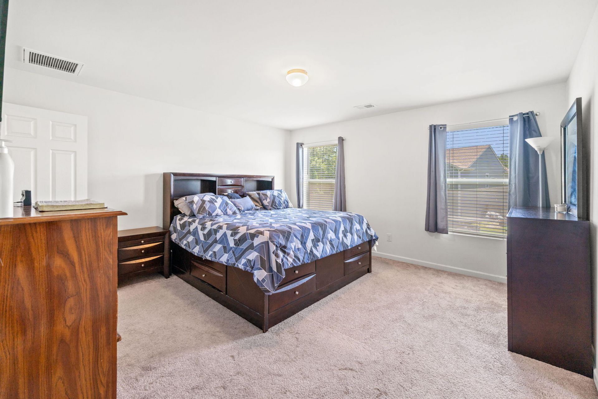 440 Thoroughbred Drive Photo 19