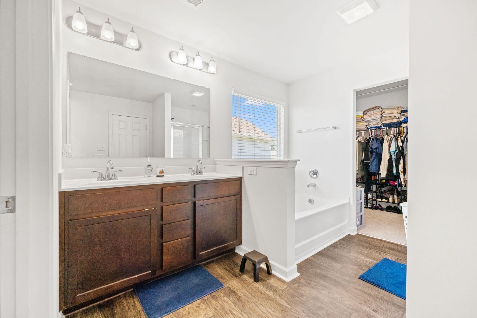 440 Thoroughbred Drive Photo 22