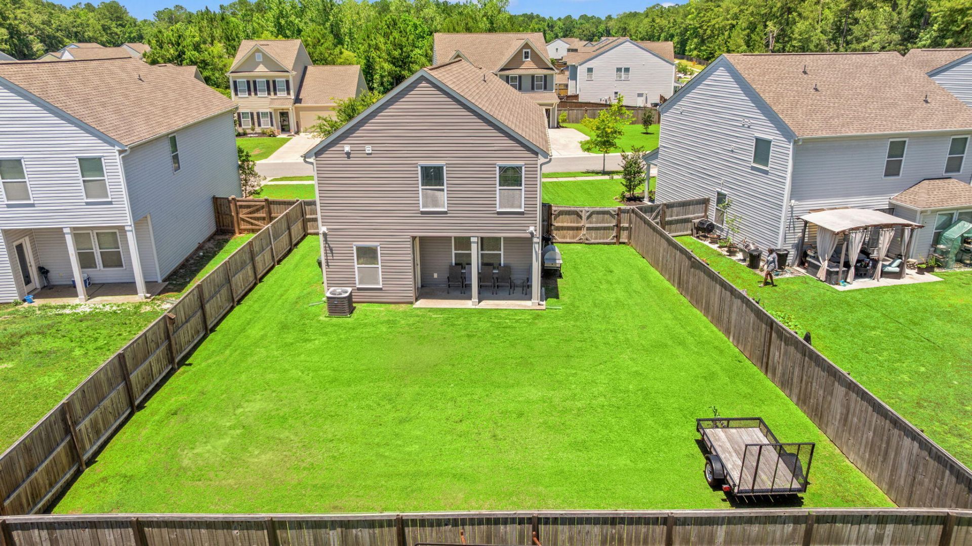 440 Thoroughbred Drive Photo 40