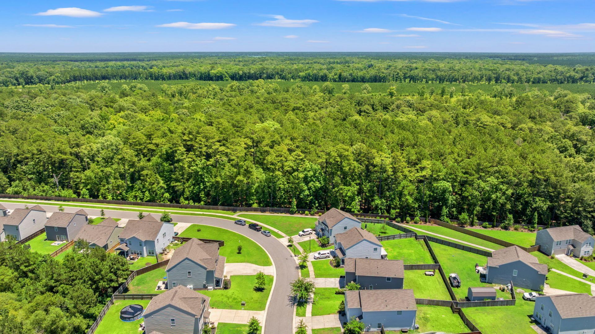440 Thoroughbred Drive Photo 44