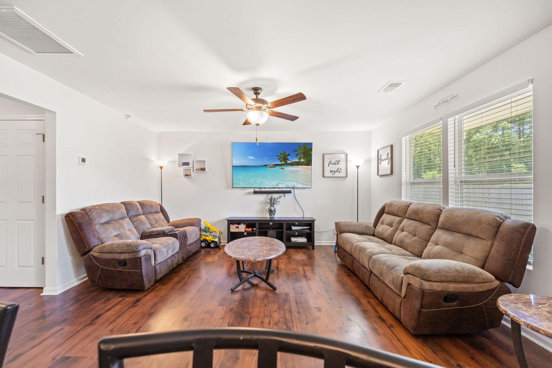 440 Thoroughbred Drive Photo 8