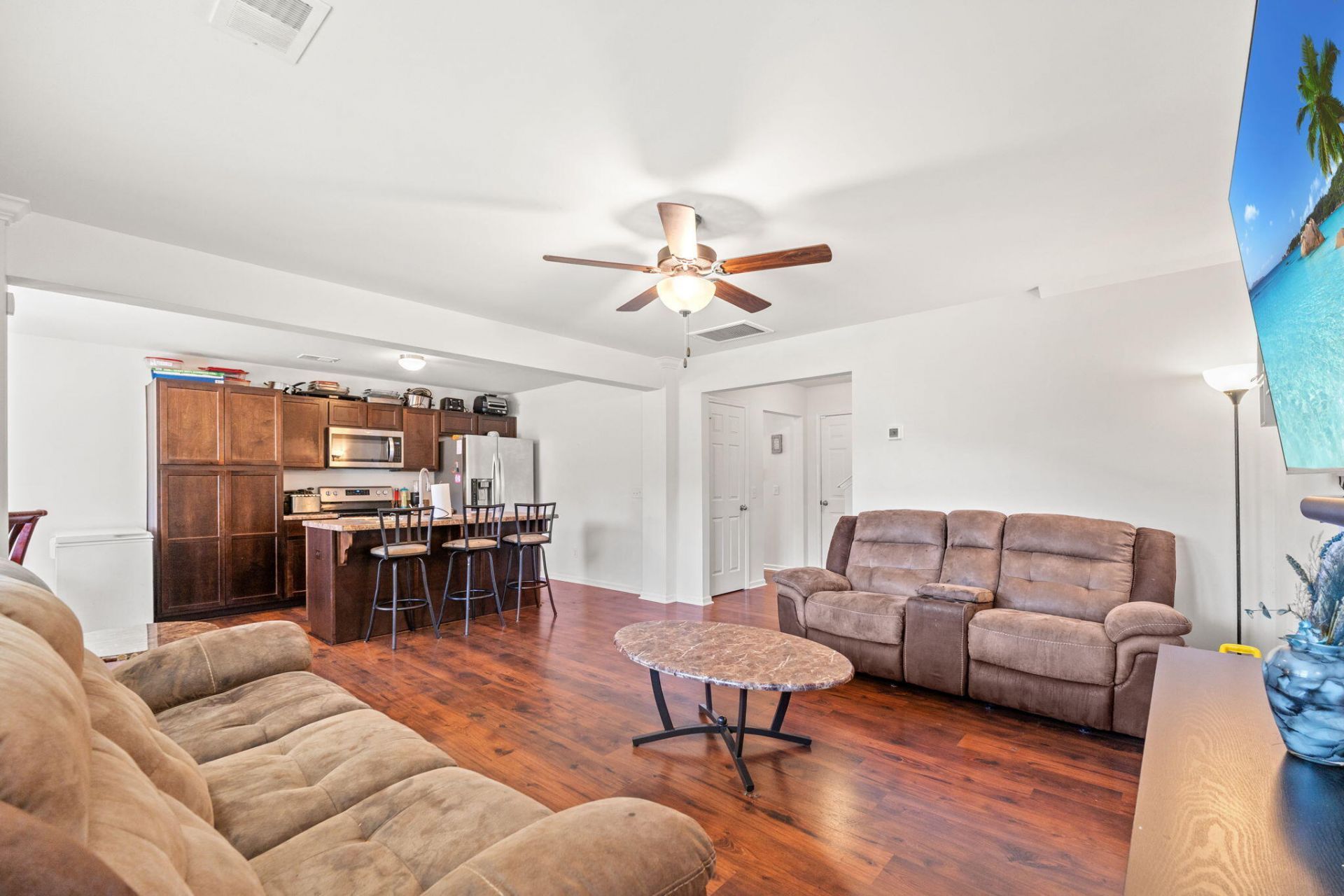 440 Thoroughbred Drive Photo 9