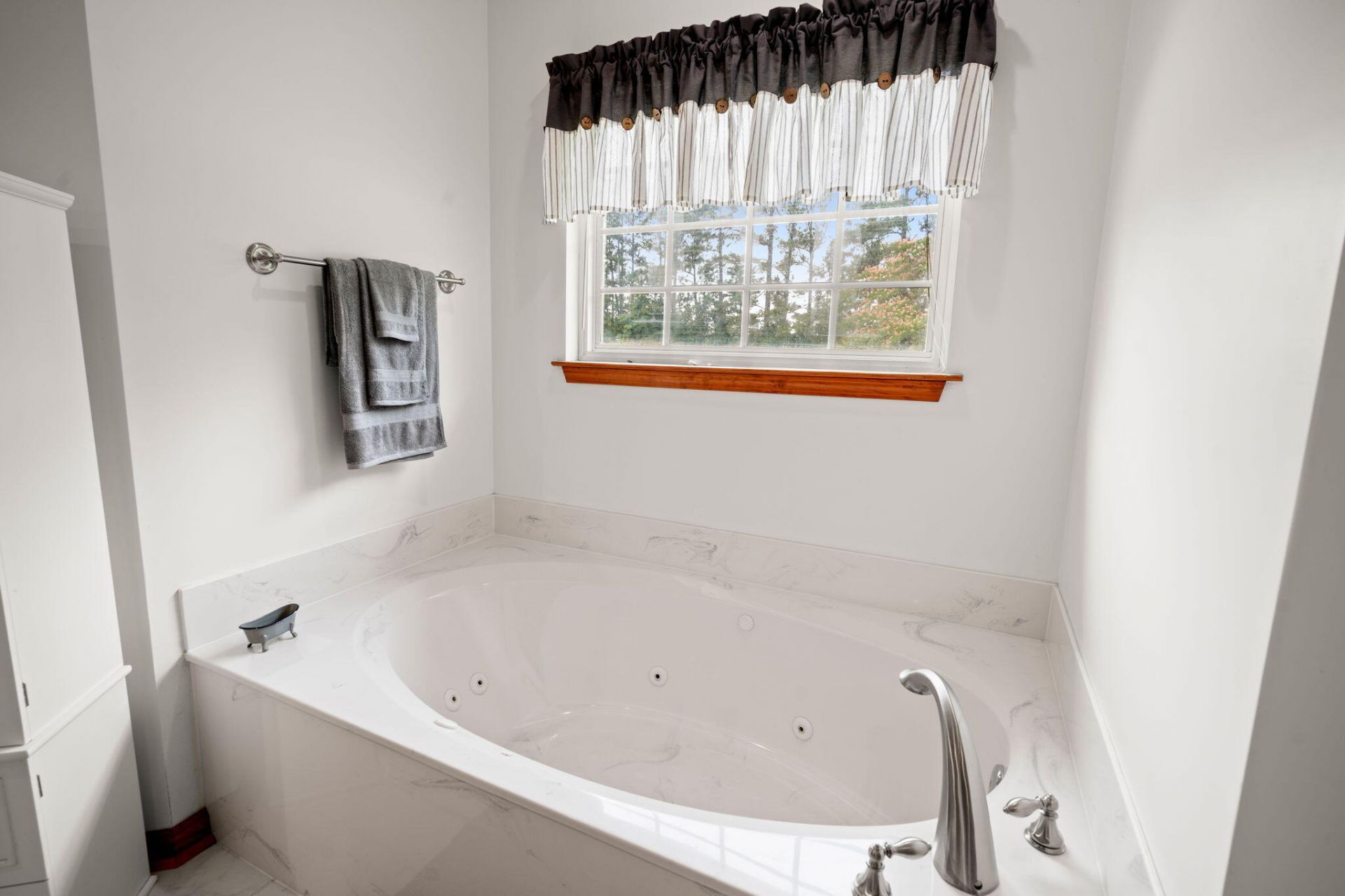 1192 N Highway 15 Photo 33