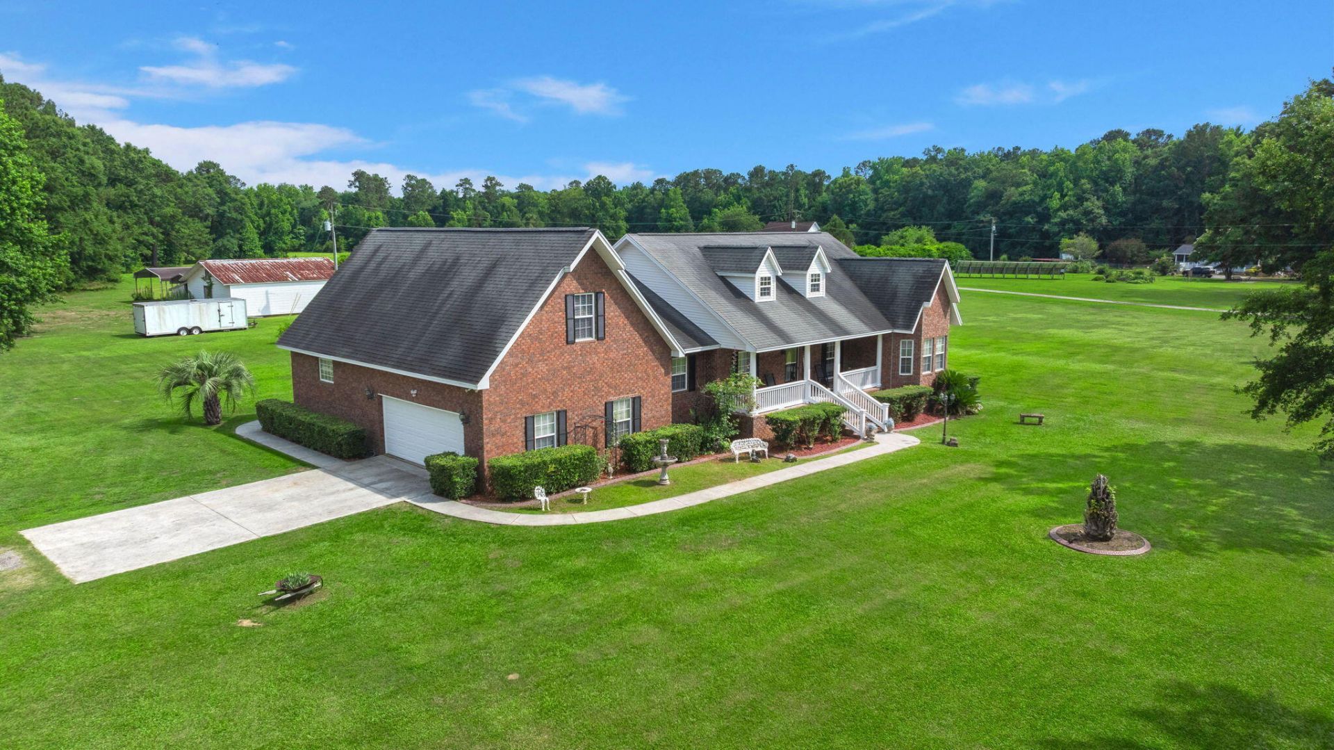 1192 N Highway 15 Photo 4