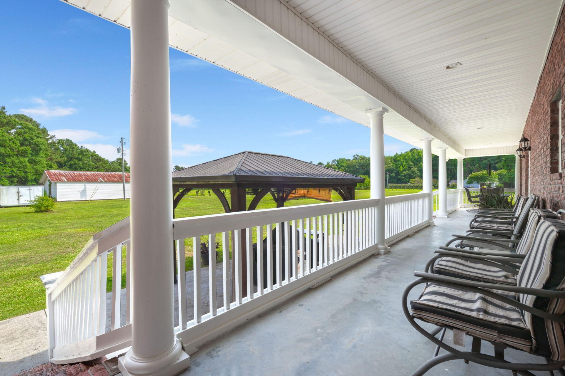 1192 N Highway 15 Photo 9