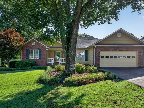 2526 Park West Dr, Cookeville, TN 38501