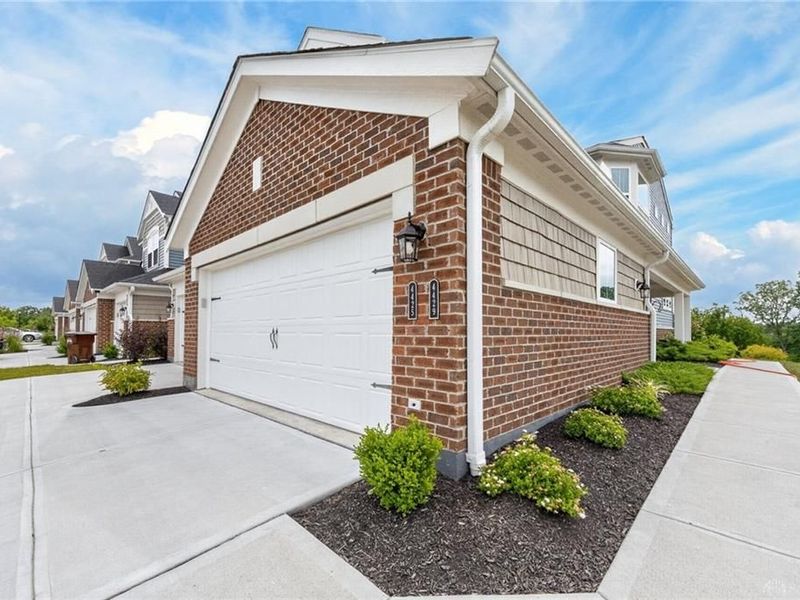 4426 Waters Edge Lane, Turtlecreek Township, OH 45036 Photo 10