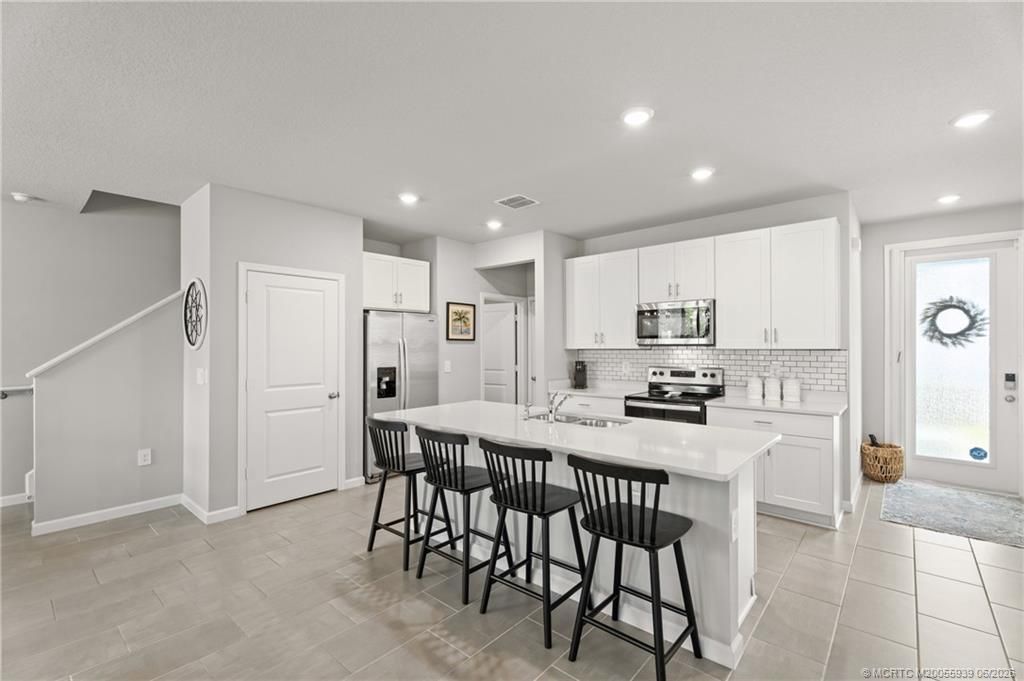 351 SE Angler Drive, Stuart, FL 34994 Photo
