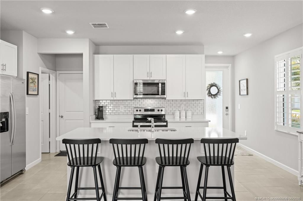 351 SE Angler Drive, Stuart, FL 34994 Photo