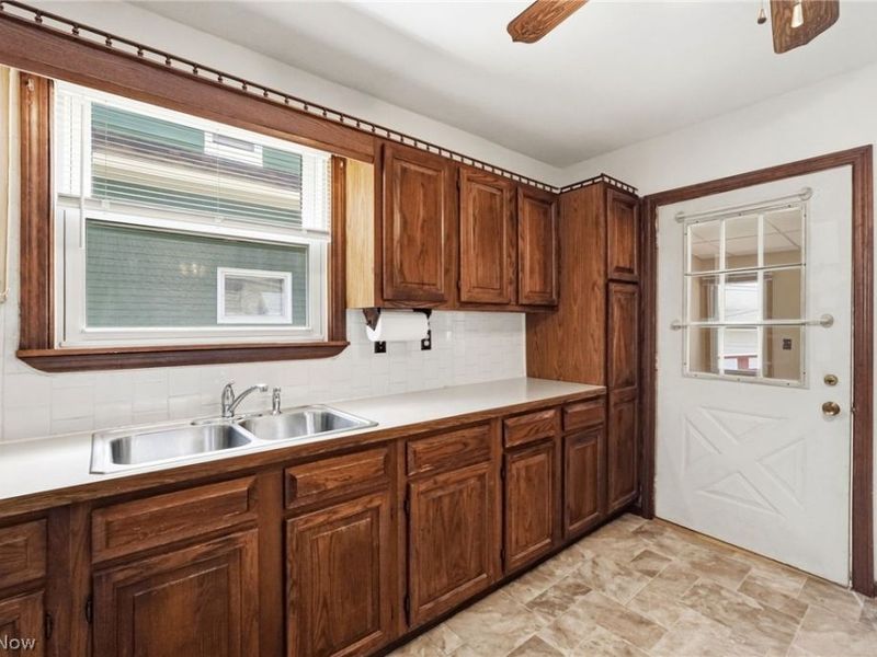 4116 W 161st Street , Cleveland, OH 44135 Photo 11